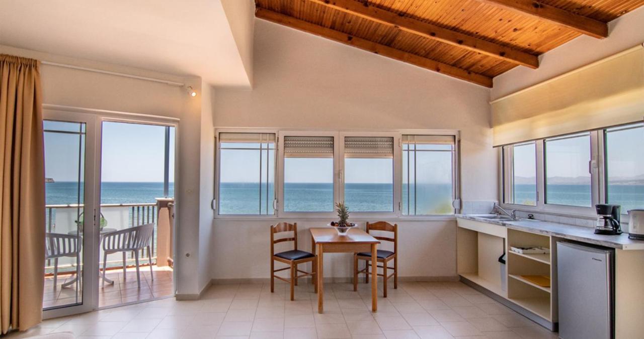 Cozy Corner Vs Beachfront Stalós Eksteriør bilde